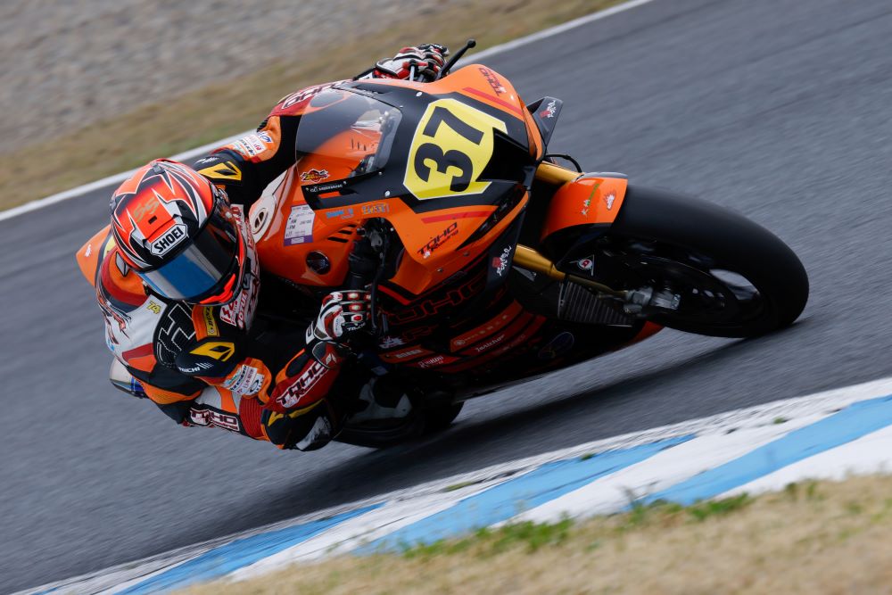 2025年もTOHO Racingとして開幕！ 國峰啄磨 Official Website